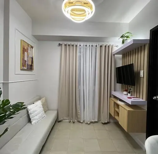 1br Unit At The Rochester *