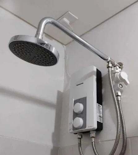 1br Unit At The Rochester Appartement Manilla