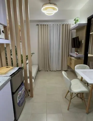 1br Unit At The Rochester Manilla