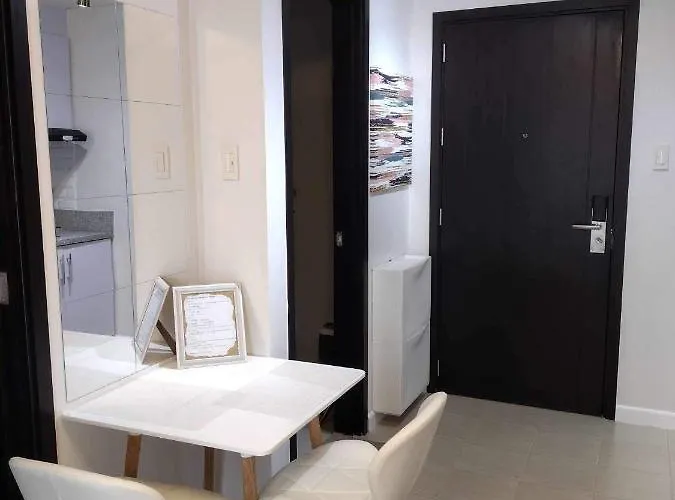 1br Unit At The Rochester Appartement